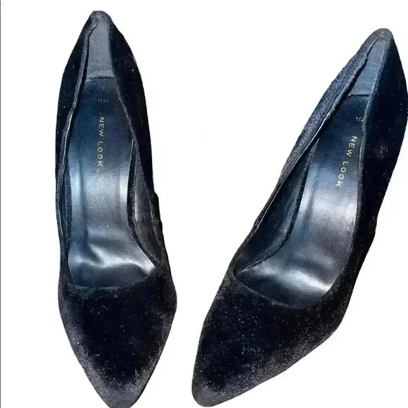NICE LOOK VELVET HEELS- THESE ARE BEAUTIFUL!! - Picture 2 of 6